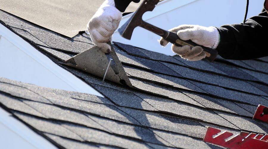Expert flood damage restoration services in Champaign, IL